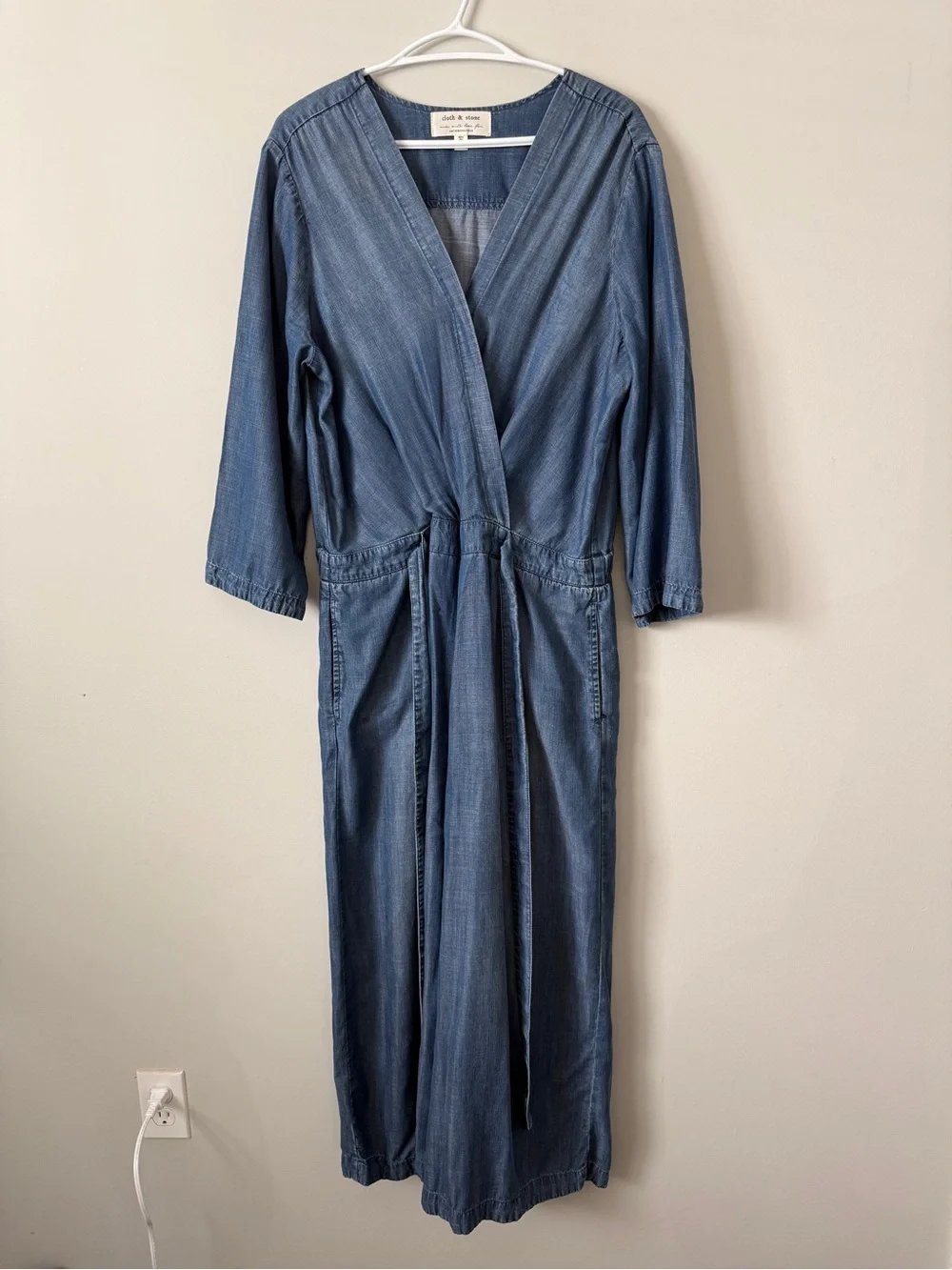 Anthropologie Cloth & Stone Chambray Tencel Jumpsuit XL Coastal Summer Wide Leg - Picture 3 of 5